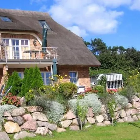 Lejlighed Wunderschoenes Mit Garten Und Terrasse By Interhome *