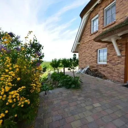 Wunderschoenes Mit Garten Und Terrasse By Interhome Gager